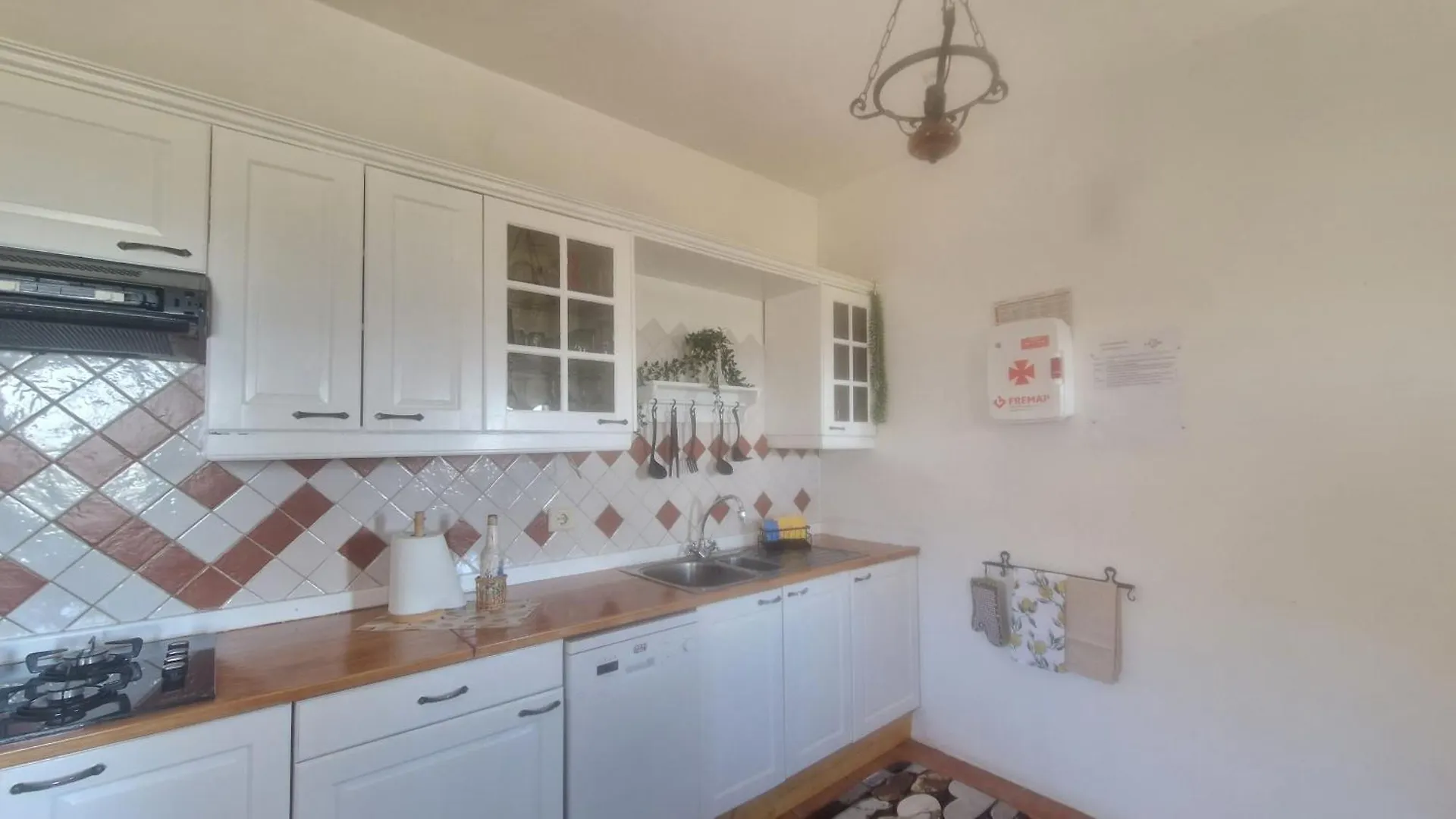 טחדה Mountain Hostel&House Finca La Isa By Rose אכסניה